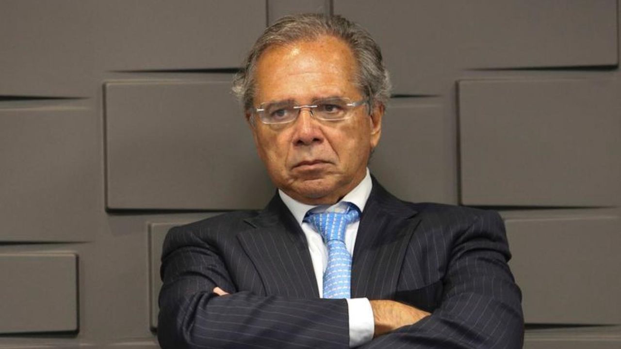 Paulo-Guedes-Posto-Ipiranga-pra-rico